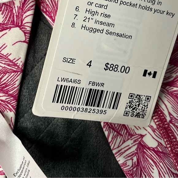 Lululemon - Wunder Under Crop High Rise - NWT size 4 - Picture 4 of 4